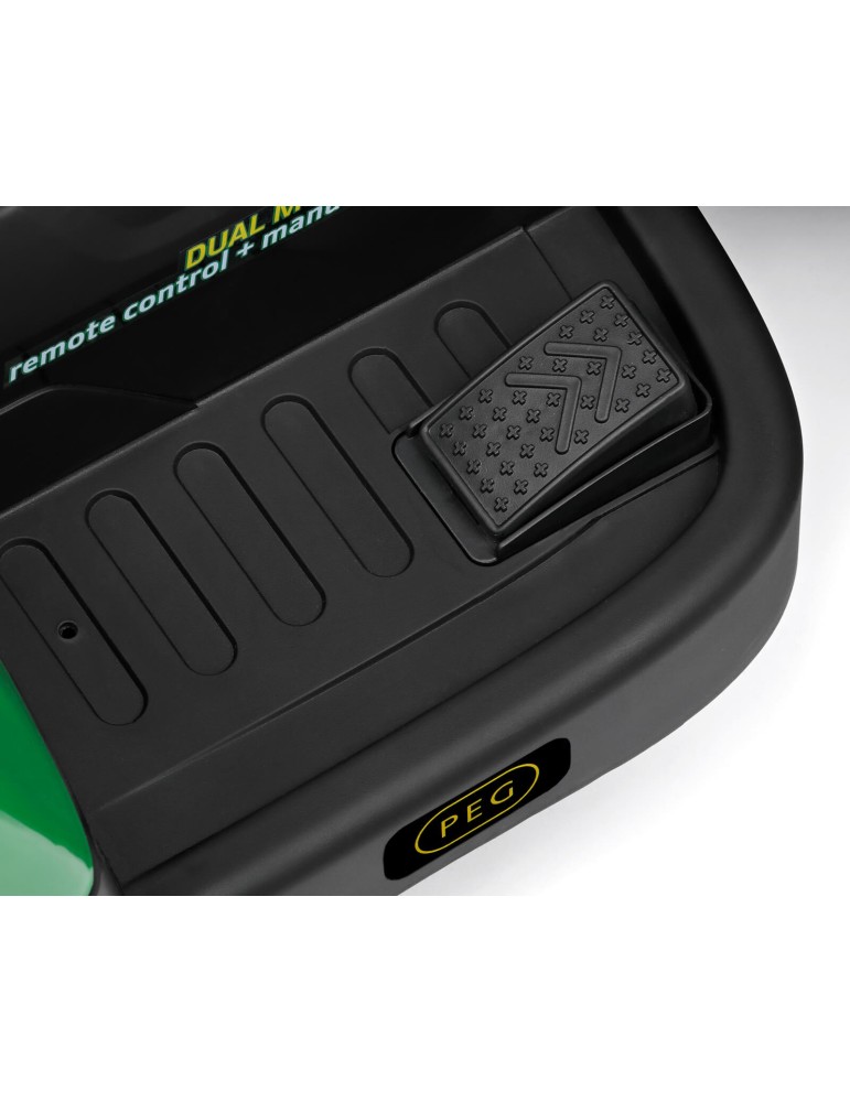 John Deere Farm Power 12V – traktor na akumulator z pilotem | Peg Perego