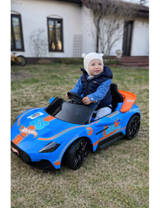 Hot Wheels auto na akumulator 12V z pilotem Peg Perego